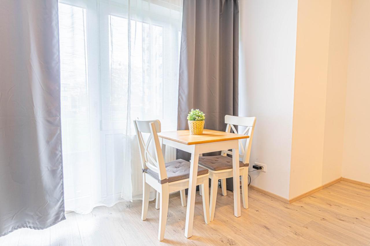 Apartment Leverkusen Esterno foto