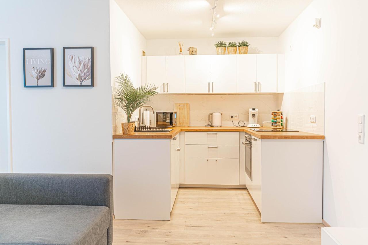 Apartment Leverkusen Esterno foto